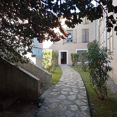 Studio Calme Apartment Carcassonne Exterior photo